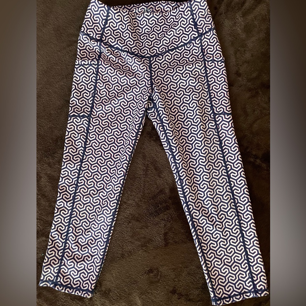 J. MCLAUGHLIN Cropped Leggings geometric print Athletic Pockets size S
